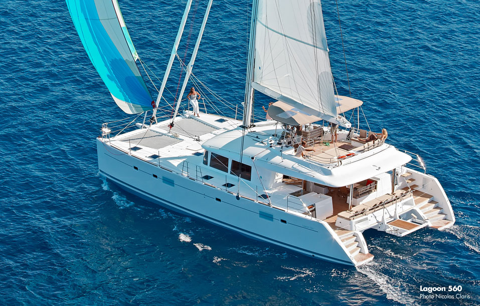 Catamaran – Definition