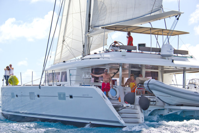 2015 Lagoon 620 LAGOON 620 NEW BUILD BROCHURE | 62'