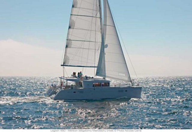 Catamarans DREAMING OF BLUE II, Manufacturer: LAGOON, Model Year: 2011, Length: 45ft, Model: Lagoon 450, Condition: USED, Listing Status: Catamaran for Sale, Price: USD 689000