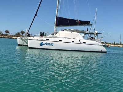 catamaran sailing