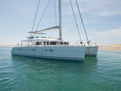 catamaran sailing