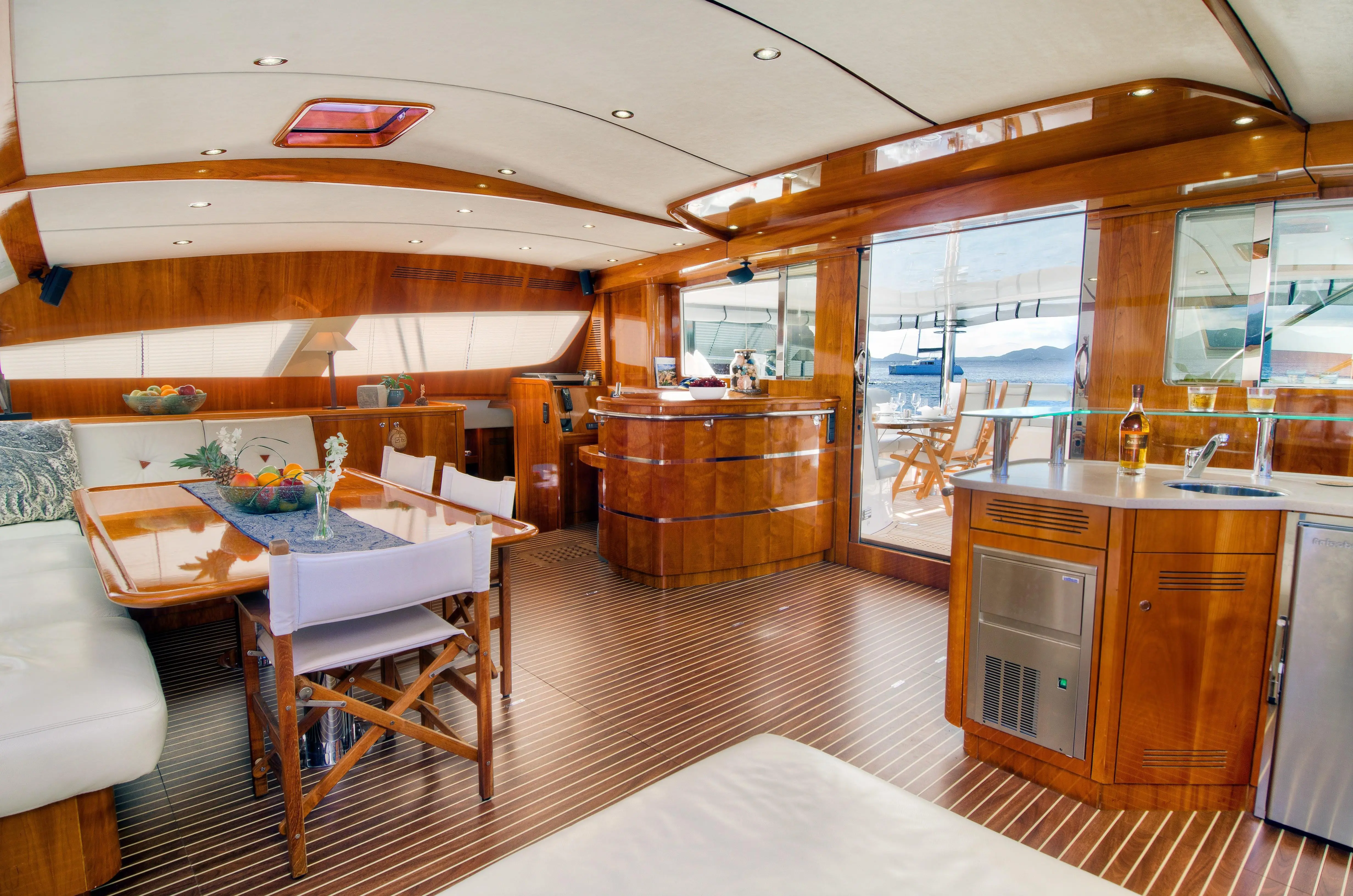 Used Sail  for Sale 2010 Privilege 745 Layout & Accommodations Image Gallery