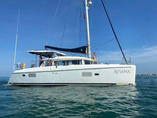 Used Sail Catamaran for Sale 2007 Lagoon 420 Used Sail Catamaran for Sale 2007 Lagoon 420