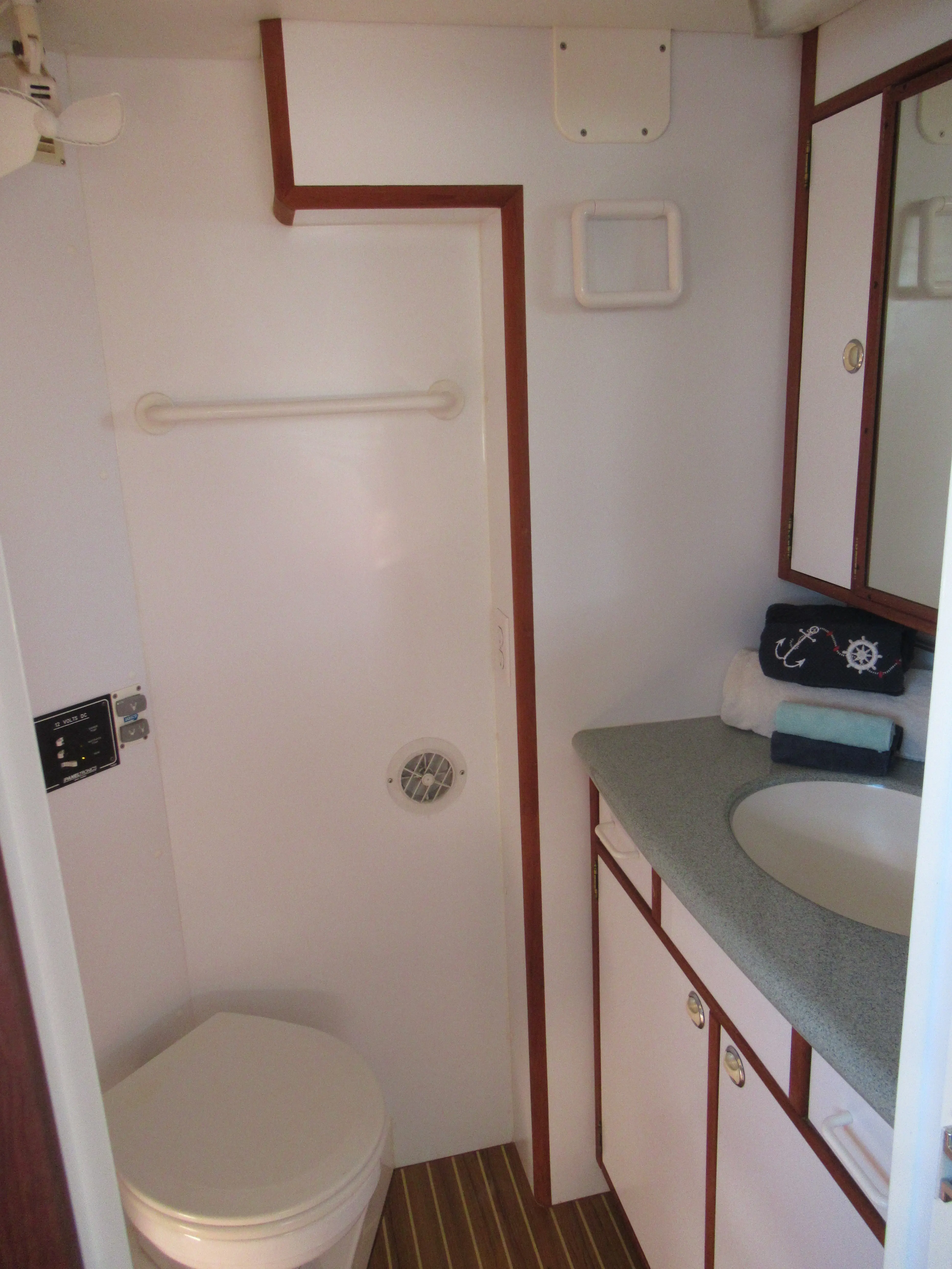 Used Sail Catamaran for Sale 2006 40 Cruiser Layout & Accommodations Image Gallery