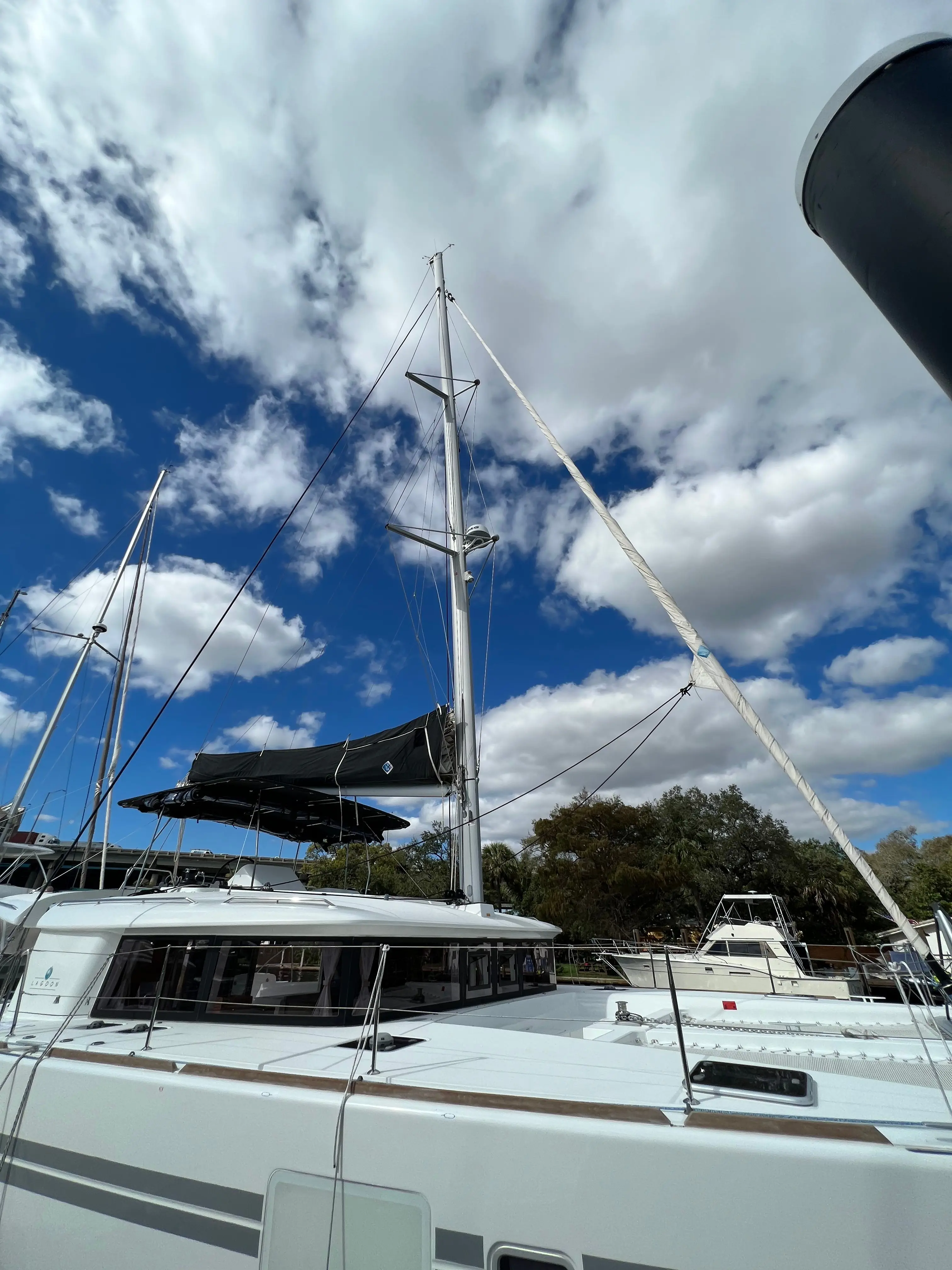 Used Sail Catamaran for Sale 2018 Lagoon 450 Boat Highlights Image Gallery