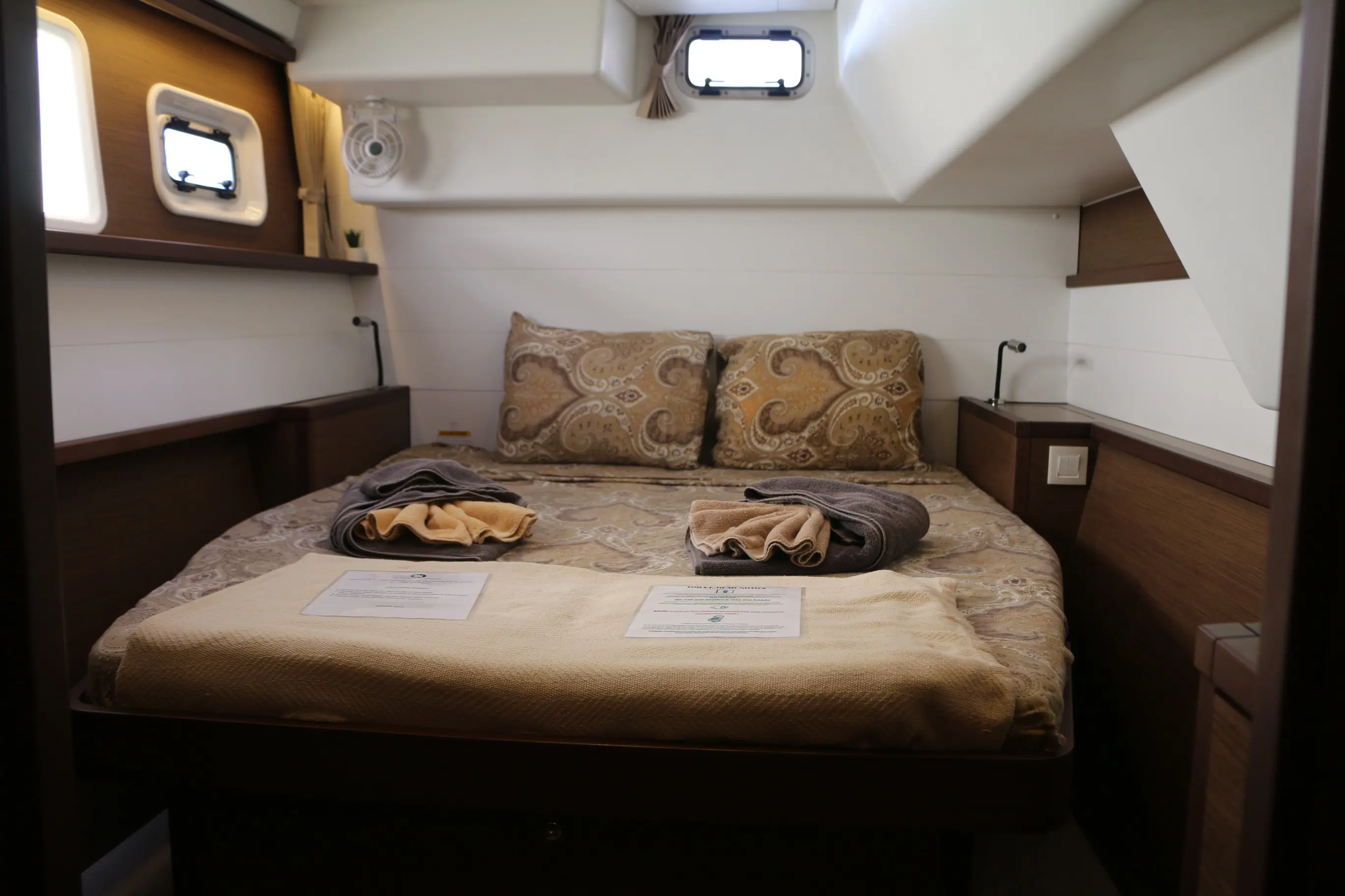 Used Sail Catamaran for Sale 2019 Lagoon 450 Layout & Accommodations Image Gallery
