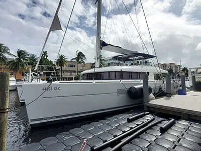 Lagoon 620  Used Sail