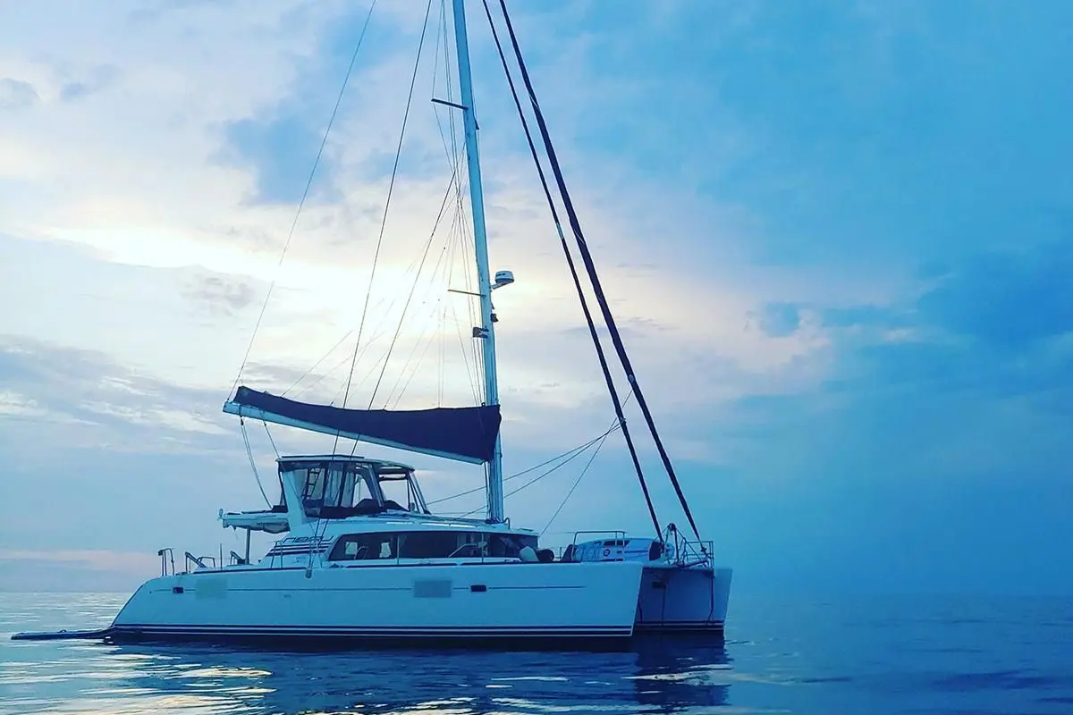 Used Sail Catamaran for Sale 2005 Lagoon 440 Used Sail Catamaran for Sale 2005 Lagoon 440