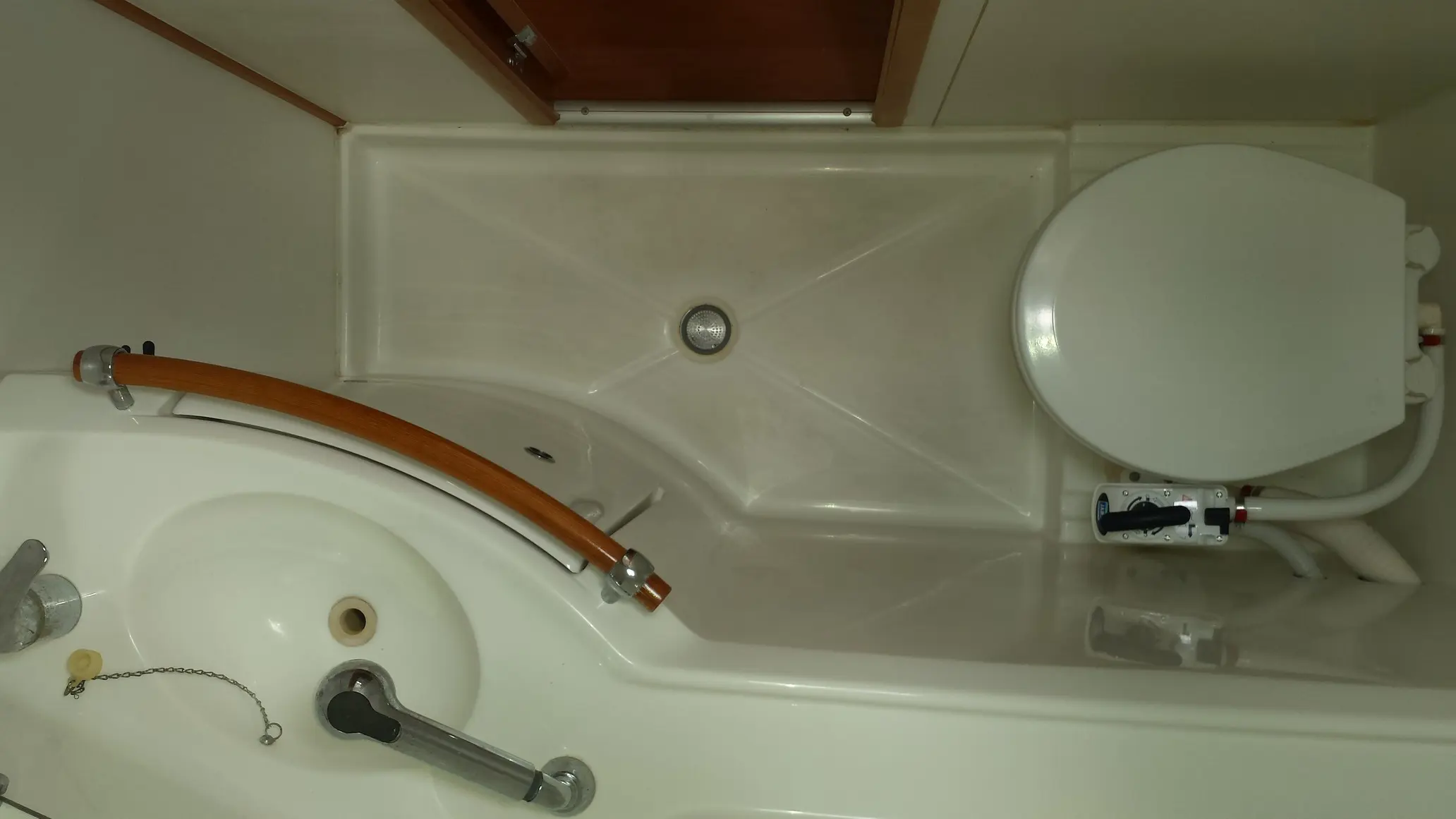 Used Sail Catamaran for Sale 2007 Lagoon 380 S2 Layout & Accommodations Image Gallery