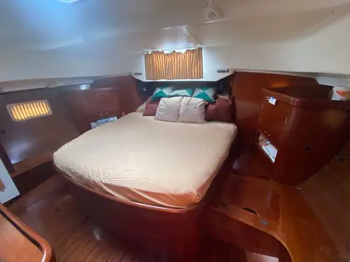 Used Sail Monohull for Sale 2003 Oceanis 42CC Layout & Accommodations Image Gallery