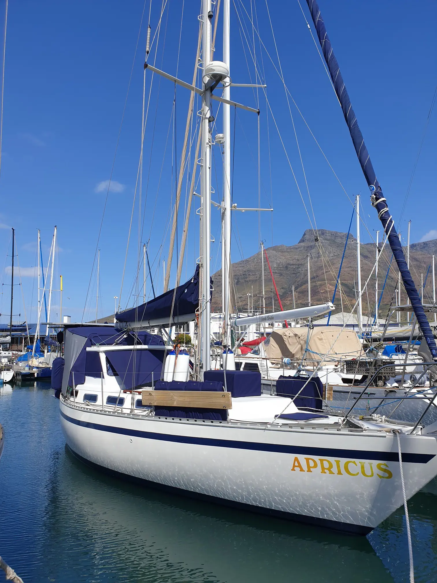 Sold Monohull 1998 FORTUNA Bruce Roberts Sold Monohull 1998 FORTUNA Bruce Roberts