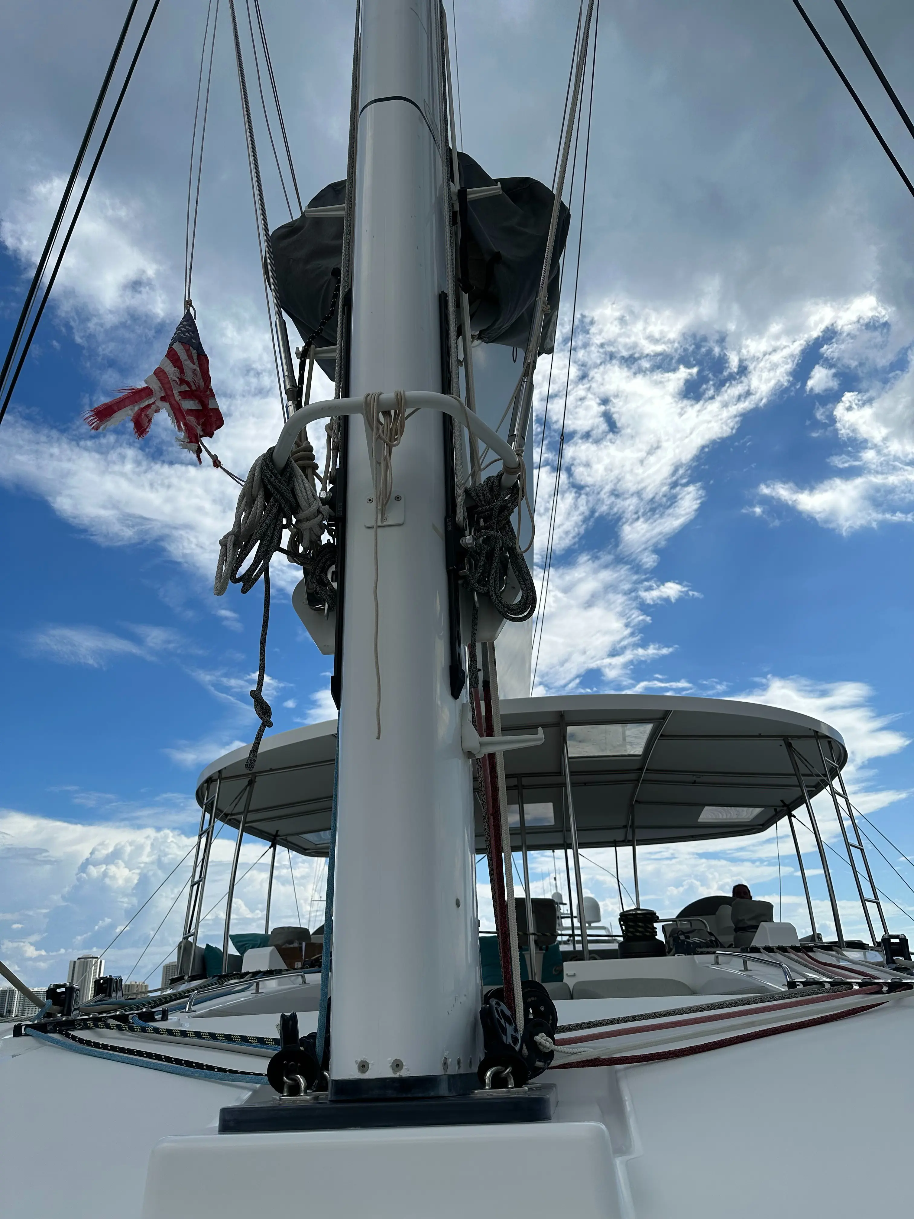 Sold Catamaran 2014 Lagoon 620  Image Gallery