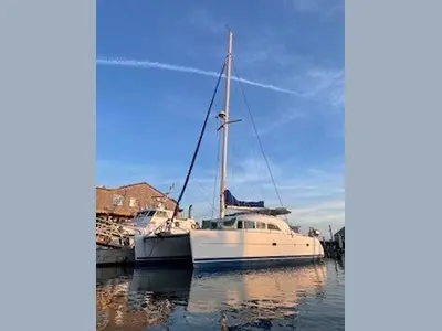 Lagoon 380 Used Sail