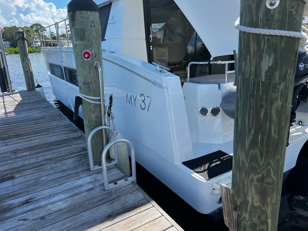 Boat Image