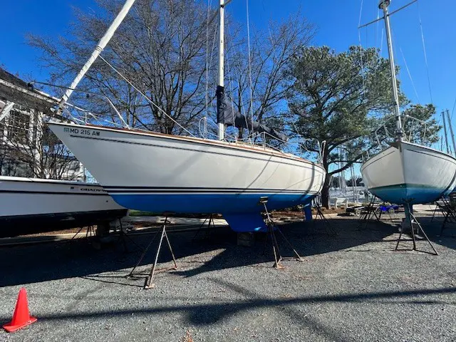 Used Sail Monohull for Sale 1989 Pearson 34-2 Additional Information Image Gallery