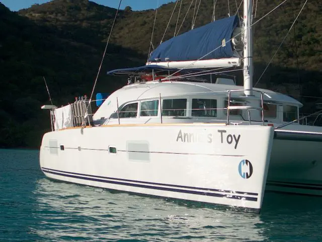 Used Sail Catamaran for Sale 2005 Lagoon 380 S2 Boat Highlights Image Gallery