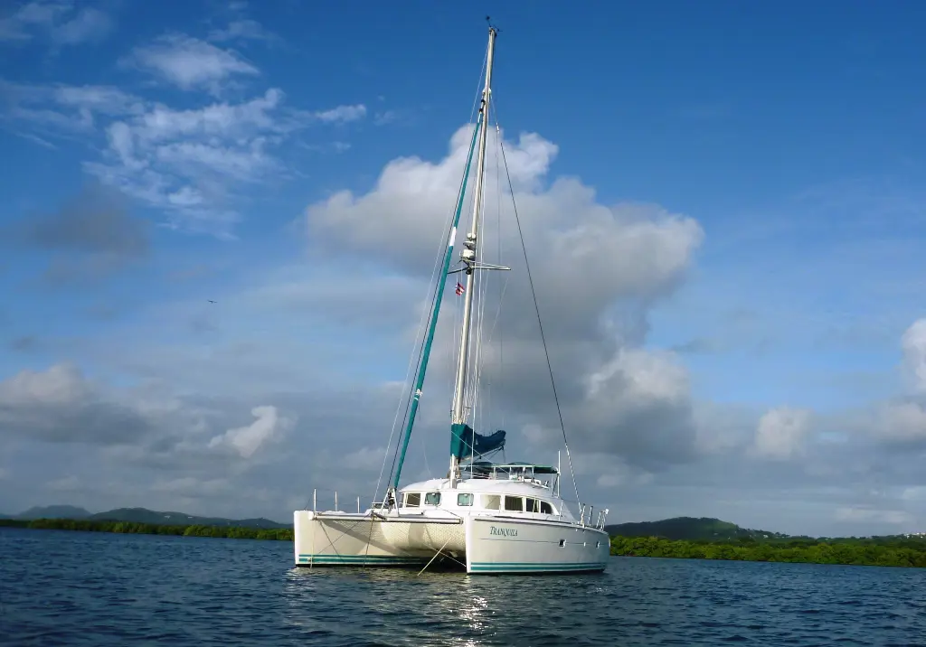 TRANQUILA Sail Lagoon 380