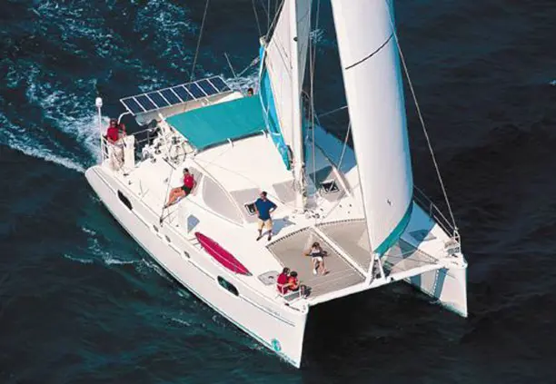 HEMINGWAY Sail Catana 471