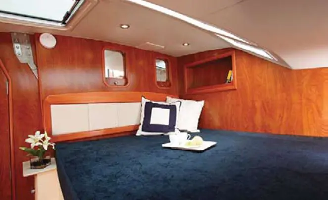 New Sail Catamaran for Sale 2011 Gemini 105Mc Layout & Accommodations Image Gallery