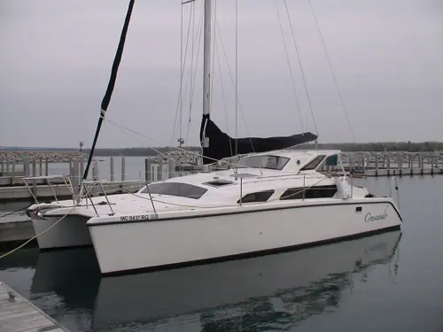 Used Sail Catamaran for Sale 1996 Gemini 105Mc Boat Highlights Image Gallery