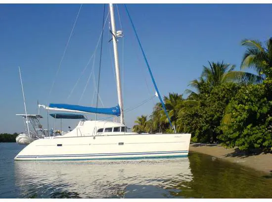 FANTASIA IV Sail Lagoon 410