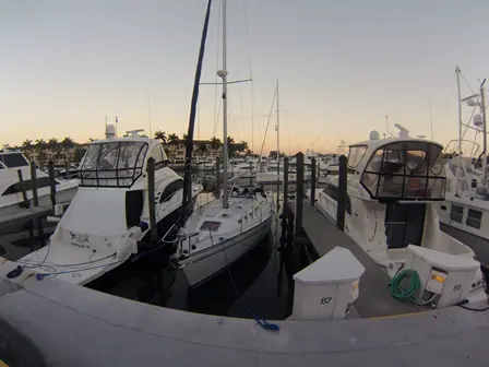 Used Sail Monohull for Sale 2006 Catalina 400mkII Boat Highlights Image Gallery