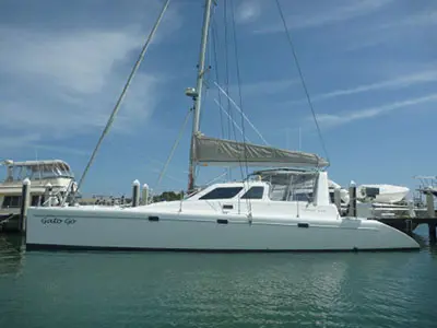 2002 VOYAGE YACHTS Voyage 440