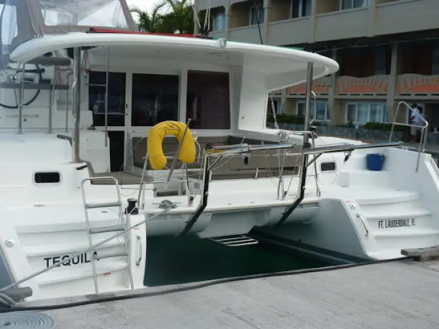 Used Sail Catamaran for Sale 2013 Lagoon 400 Boat Highlights Image Gallery