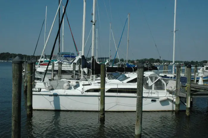 Used Sail Catamaran for Sale 2005 Gemini 105Mc Boat Highlights Image Gallery