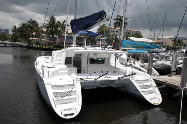 Used Sail Catamaran for Sale 2006 Lagoon 440 Boat Highlights Image Gallery