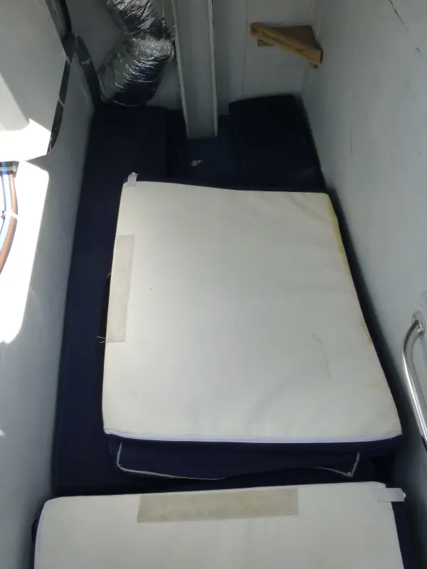 Used Sail Catamaran for Sale 2008 Lagoon 420 Layout & Accommodations Image Gallery