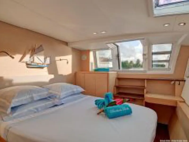 Boat Image