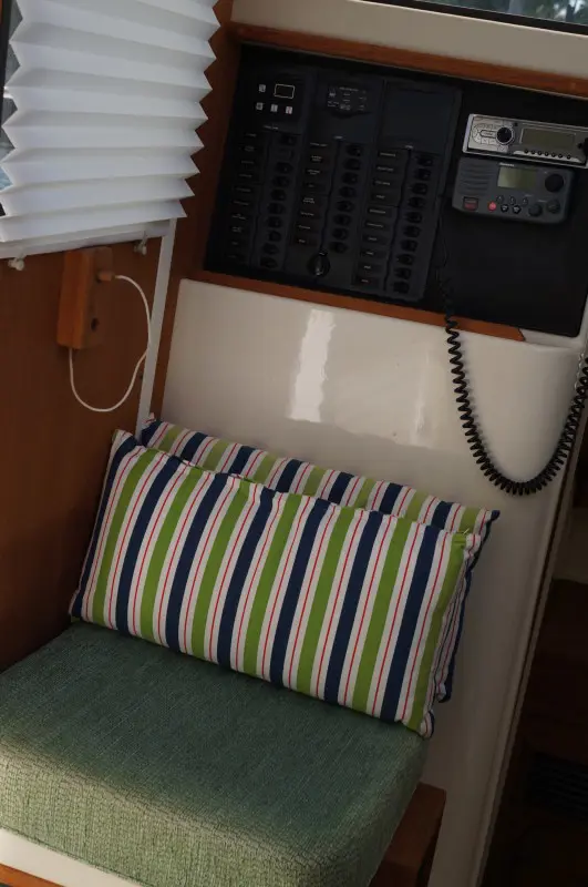 Used Sail Catamaran for Sale 2011 Gemini 105Mc Layout & Accommodations Image Gallery