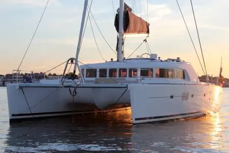 TELLSTAR Sail Lagoon 500