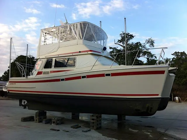 Used Power Catamaran for Sale 2006 Scimitar 1010 Boat Highlights Image Gallery