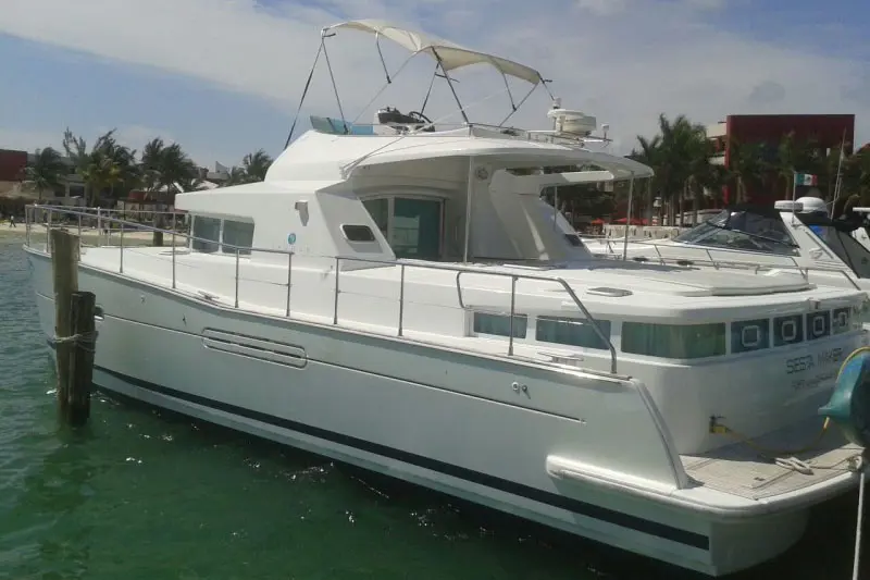 Used Power Catamaran for Sale 2004 Lagoon 43 Power Used Power Catamaran for Sale 2004 Lagoon 43 Power