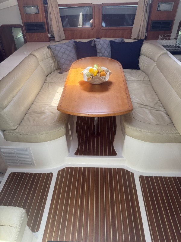 Used Power Catamaran for sale 2010 CRUISER CATS Havana 38 Image Gallery