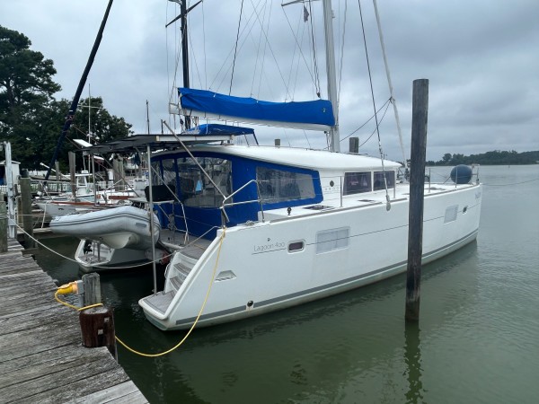 HALLDIS Sail Lagoon 400