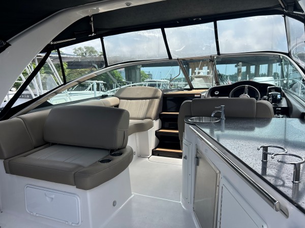 Used Power Monohull for sale 2015 REGAL 32 Express Image Gallery