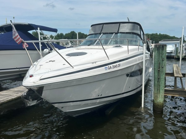 Used Power Monohull for sale 2015 REGAL 32 Express Used Power Monohull for sale 2015 REGAL 32 Express