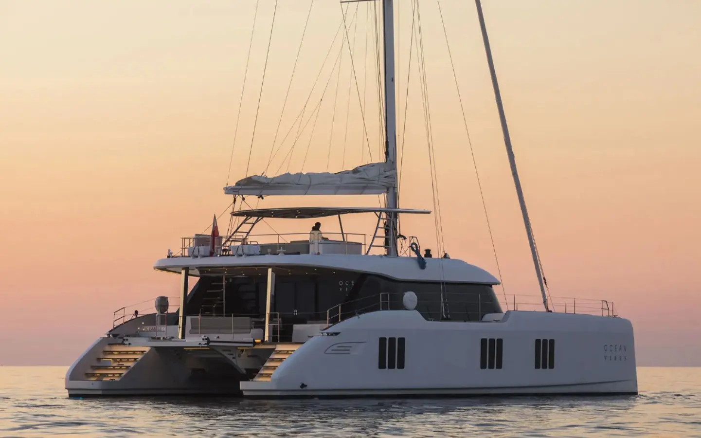 BROCHURE-SUNREEF 70 Sail Sunreef 70