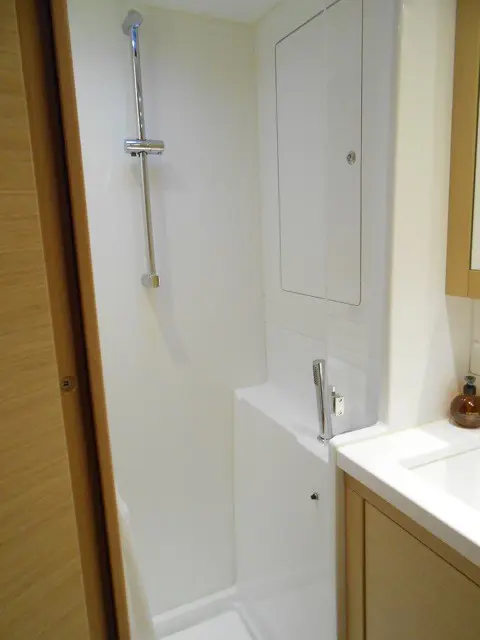 Used Sail Catamaran for Sale 2013 Lagoon 450 Layout & Accommodations Image Gallery