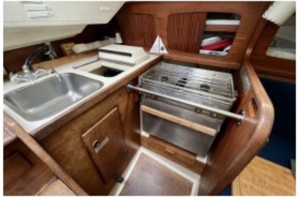 Used Sail Monohull for Sale 1990 Sabre 30 Mk III Additional Information Image Gallery