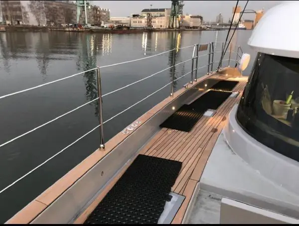 Boat Image