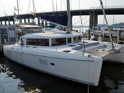 Lagoon 421 Used Sail