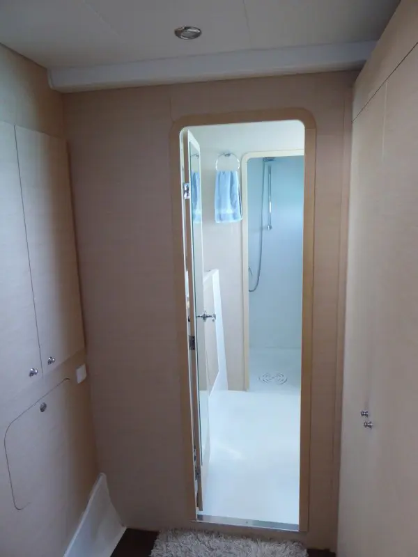 Used Sail Catamaran for Sale 2010 Lagoon 400 Layout & Accommodations Image Gallery
