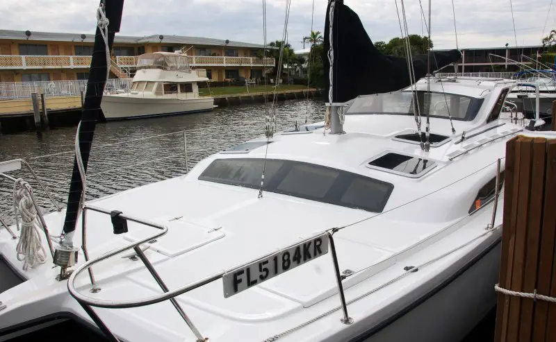 Used Sail Catamaran for Sale 1999 Gemini 105Mc Boat Highlights Image Gallery