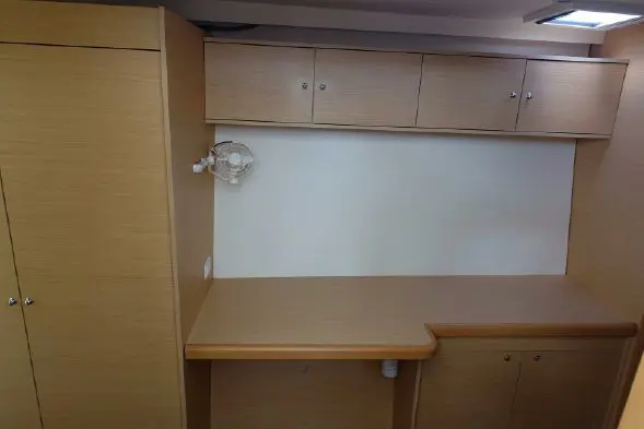 Used Sail Catamaran for Sale 2011 Lagoon 400 Layout & Accommodations Image Gallery