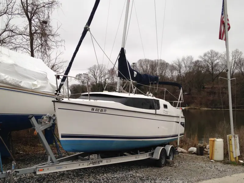 Used Sail Monohull for Sale 2010 Hunter 27E EDGE Boat Highlights Image Gallery