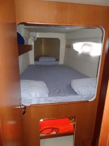 Used Sail Catamaran for Sale 2010 Leopard 38 Layout & Accommodations Image Gallery